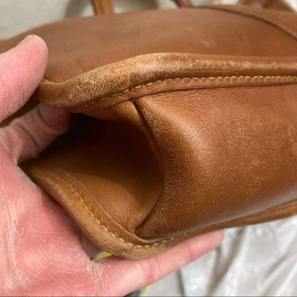 Coach vintage English tan leather briefcase laptop work bag